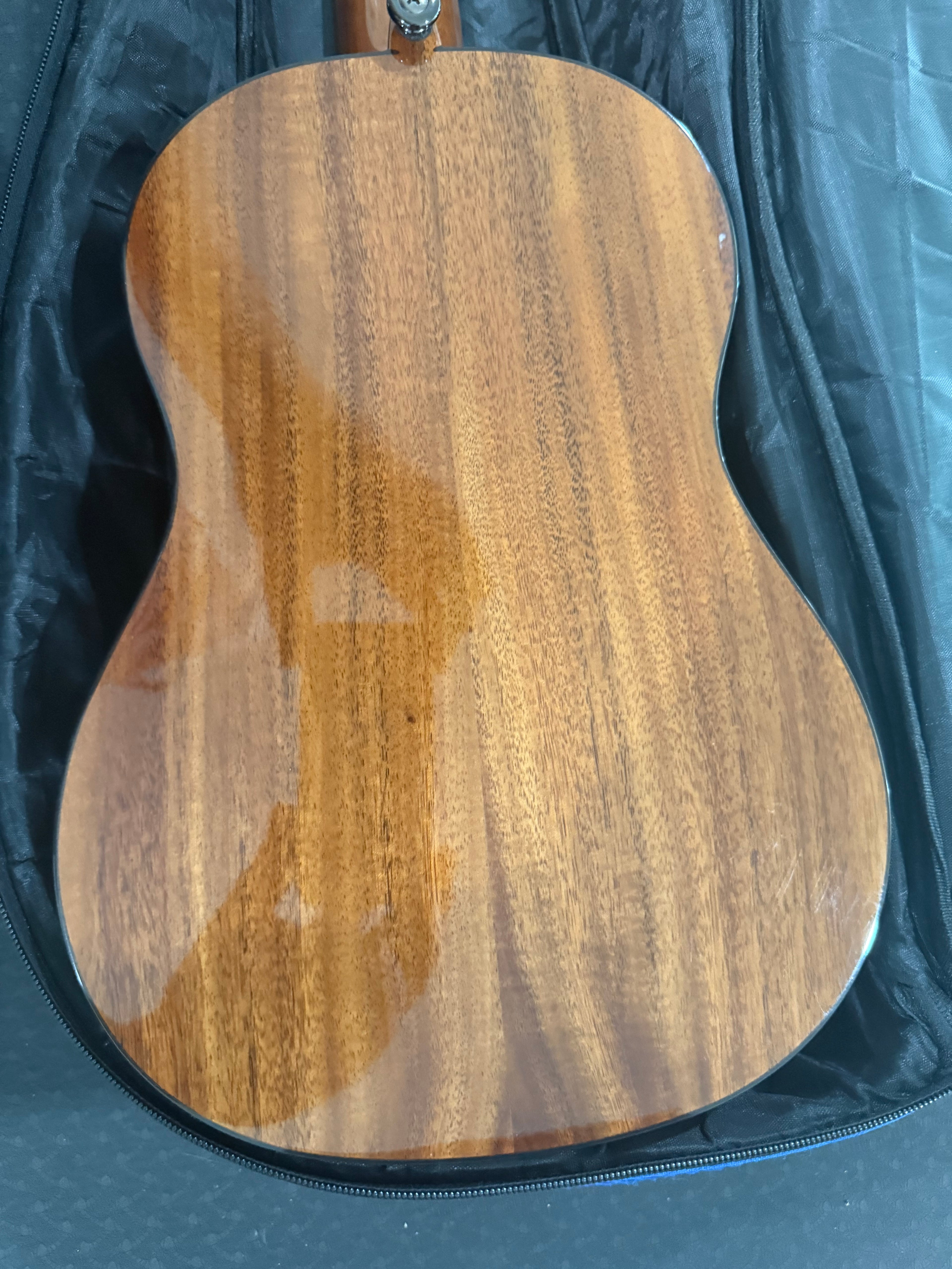 Cordoba 35T Tenor Ukulele Regular Acacia Natural Used