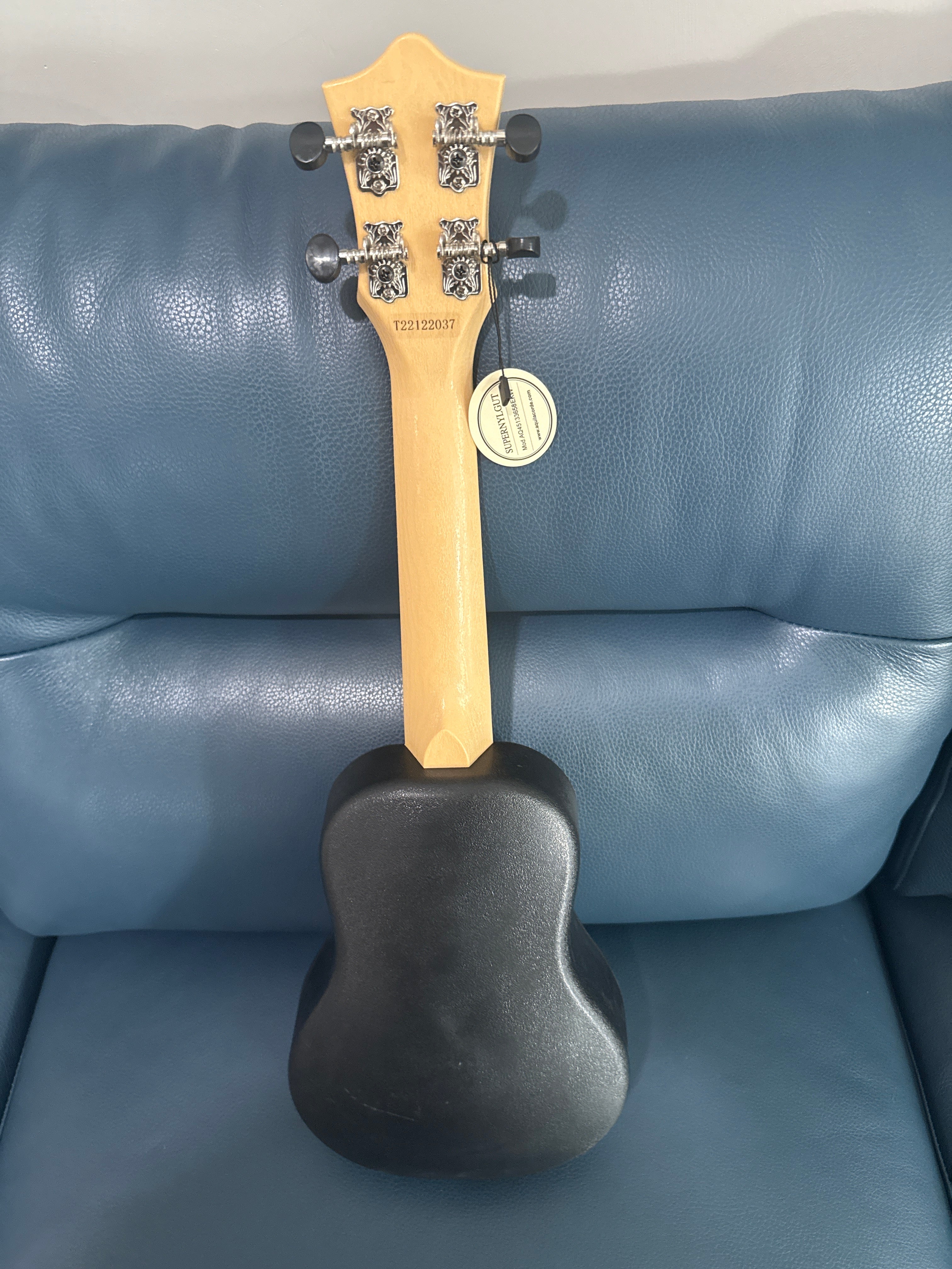 Flight TUS65 Sapphire Soprano Travel Ukulele