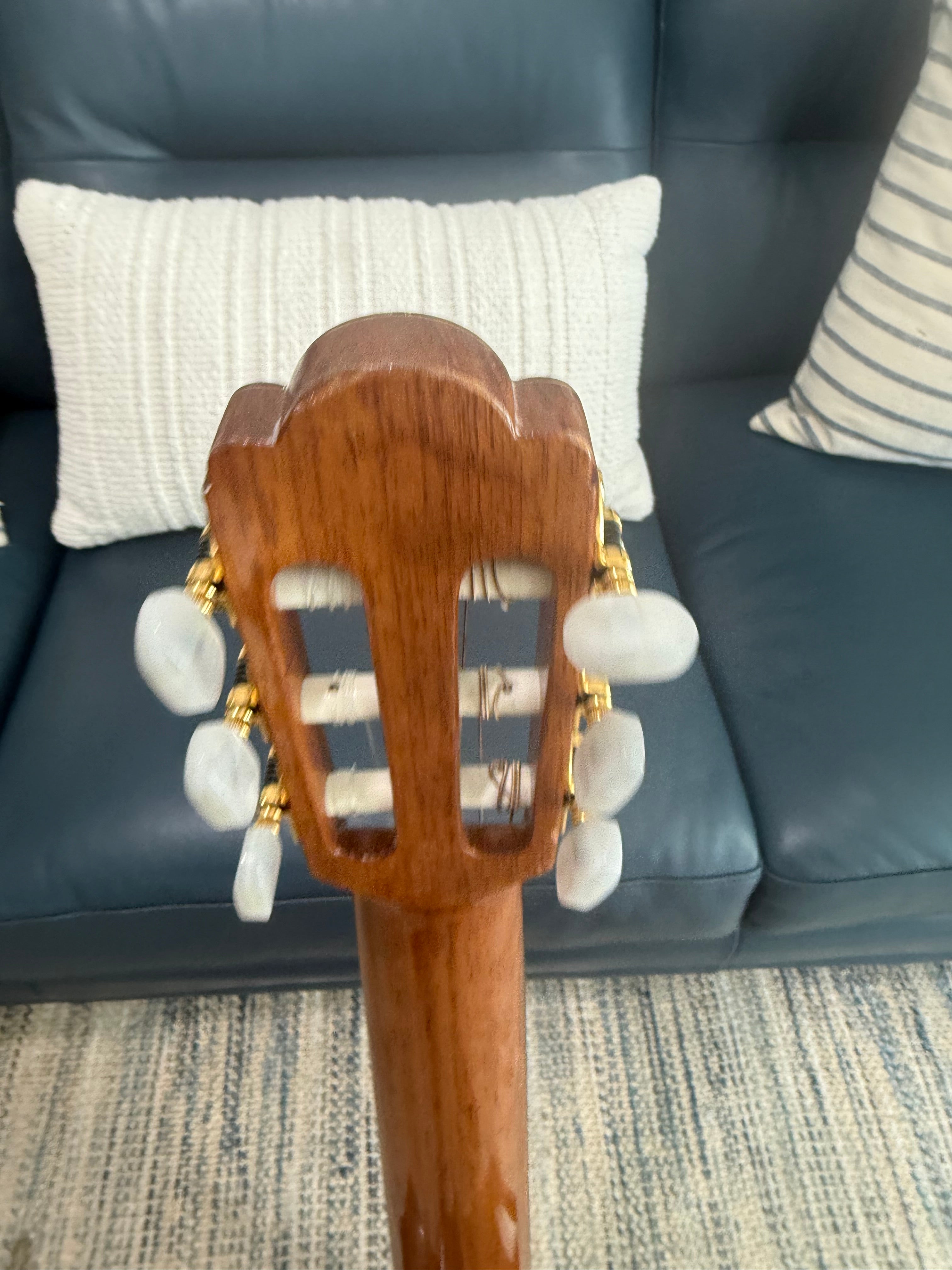 Hill La Curva Classical Guitar Used 2003
