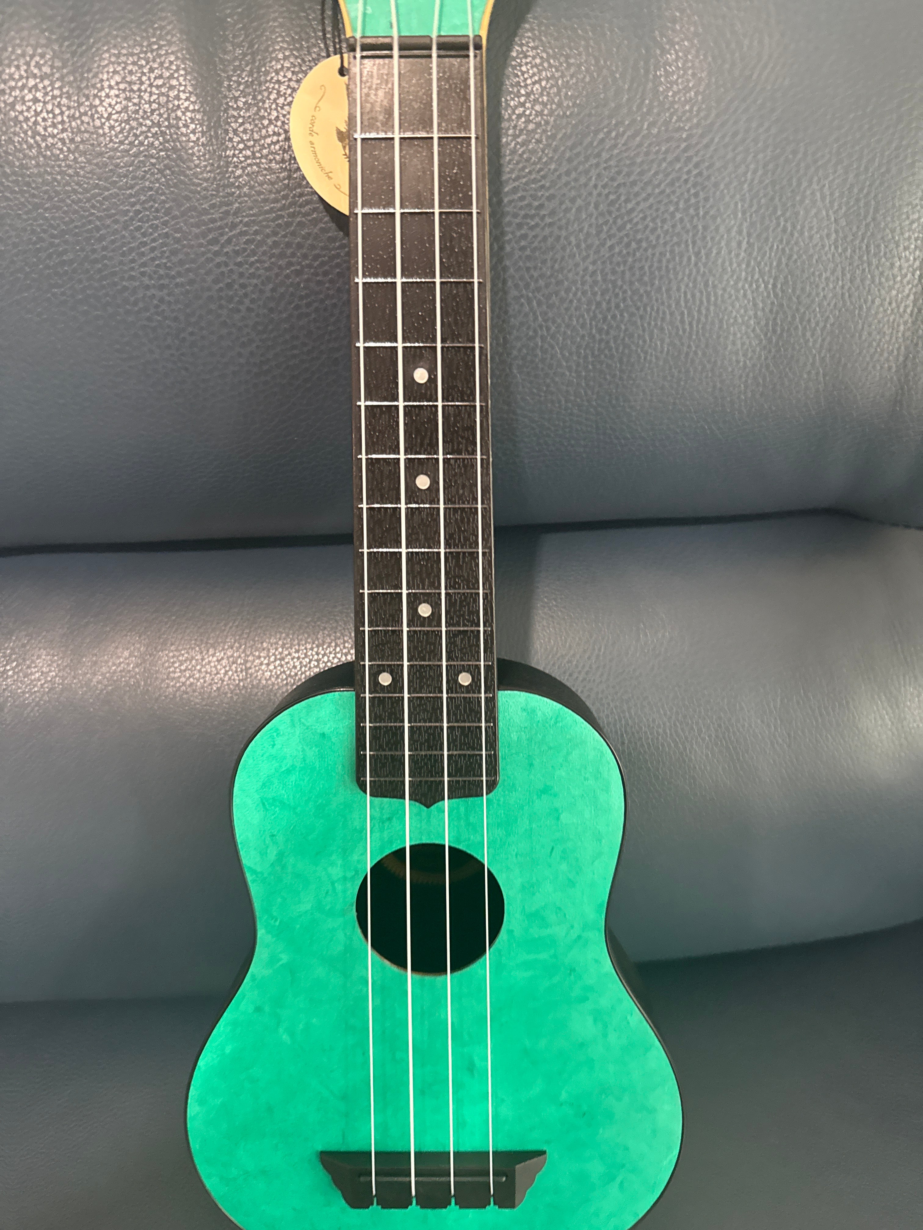 Flight TUS65 Emerald Soprano Travel Ukulele