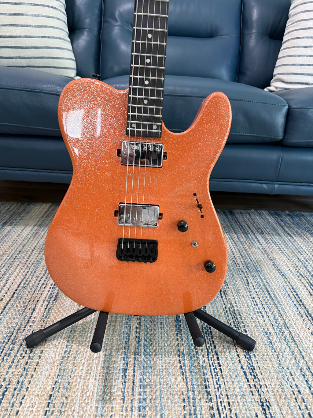 Cerberus Hermes 6HT Baritone saxophone in orange sparkle finish, new model with shiny, eye-catching appearance.