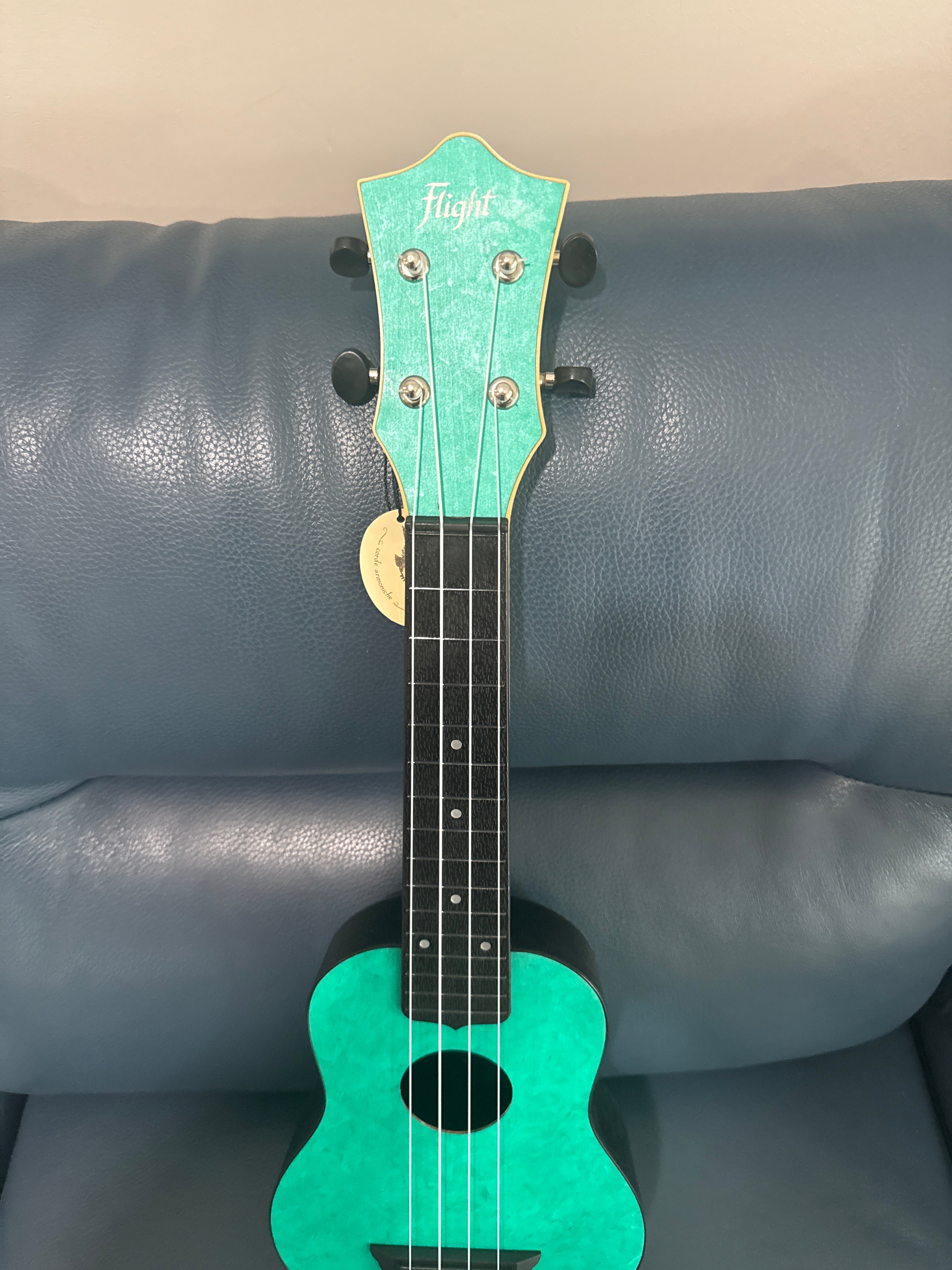 Flight TUS65 Emerald Soprano Travel Ukulele