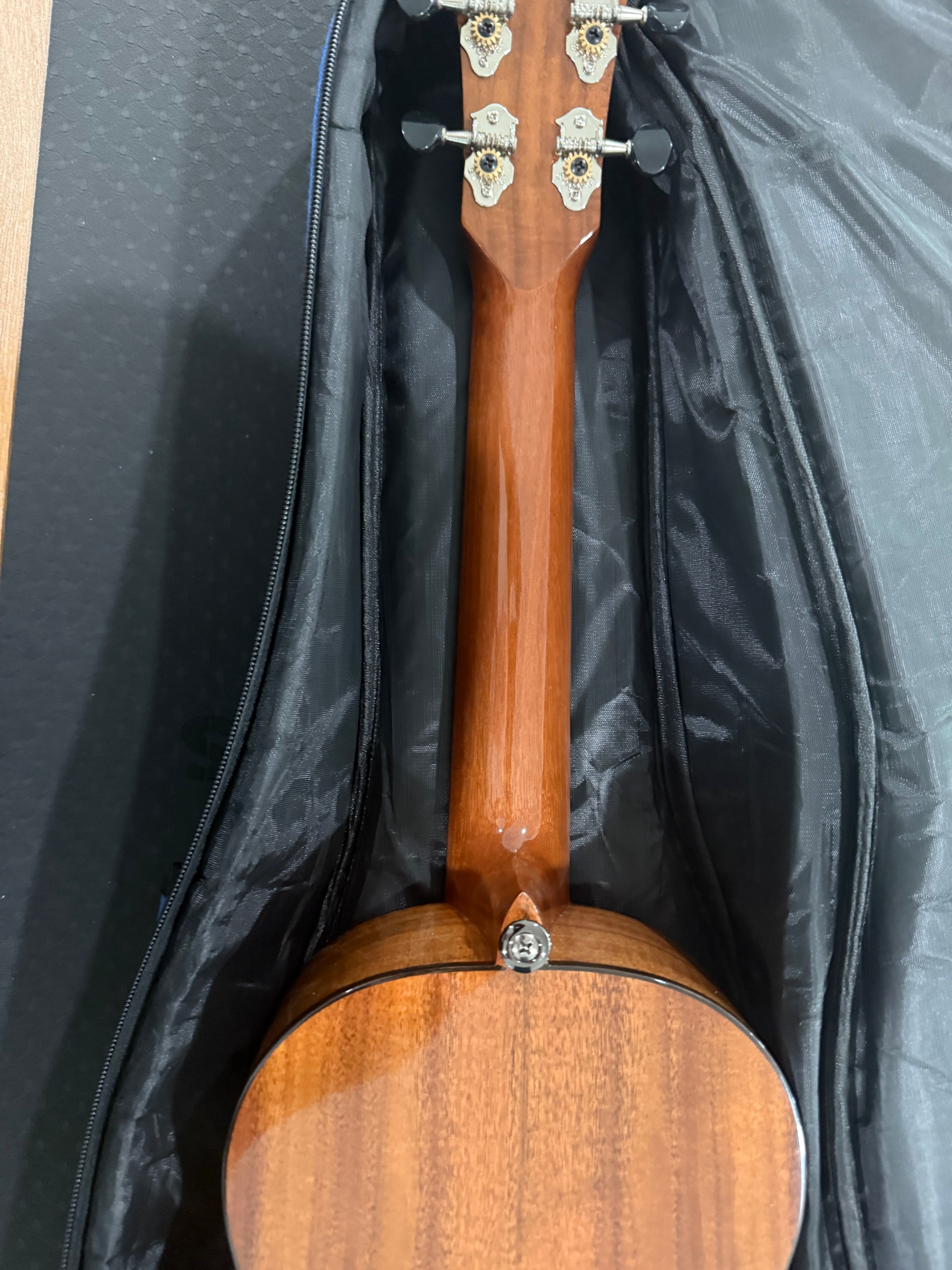 Cordoba 35T Tenor Ukulele Regular Acacia Natural Used