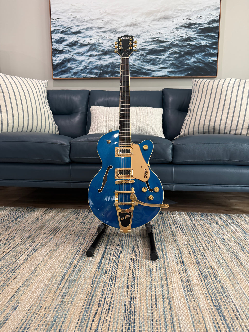 Gretsch G5655TG Electromatic® Center Block Jr. Single-Cut with Bigsby® and Gold Hardware Azure Metallic Like New