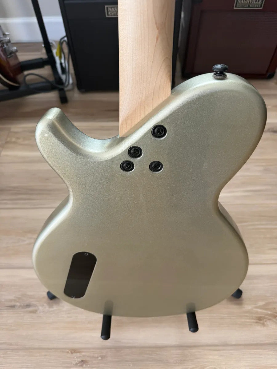 Used Dean EVO XM MSL Solid Body Electric Guitar in Metallic Silver with dual humbuckers and sleek design.