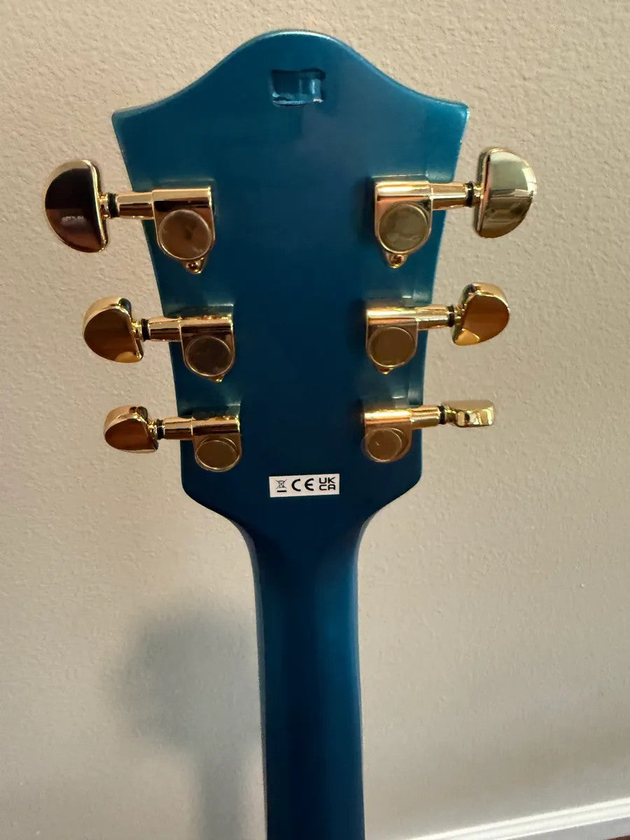 Used Gretsch G2655TG Streamliner CB JR DC Electric Guitar in vintage sunburst finish with dual pickups and sleek design.