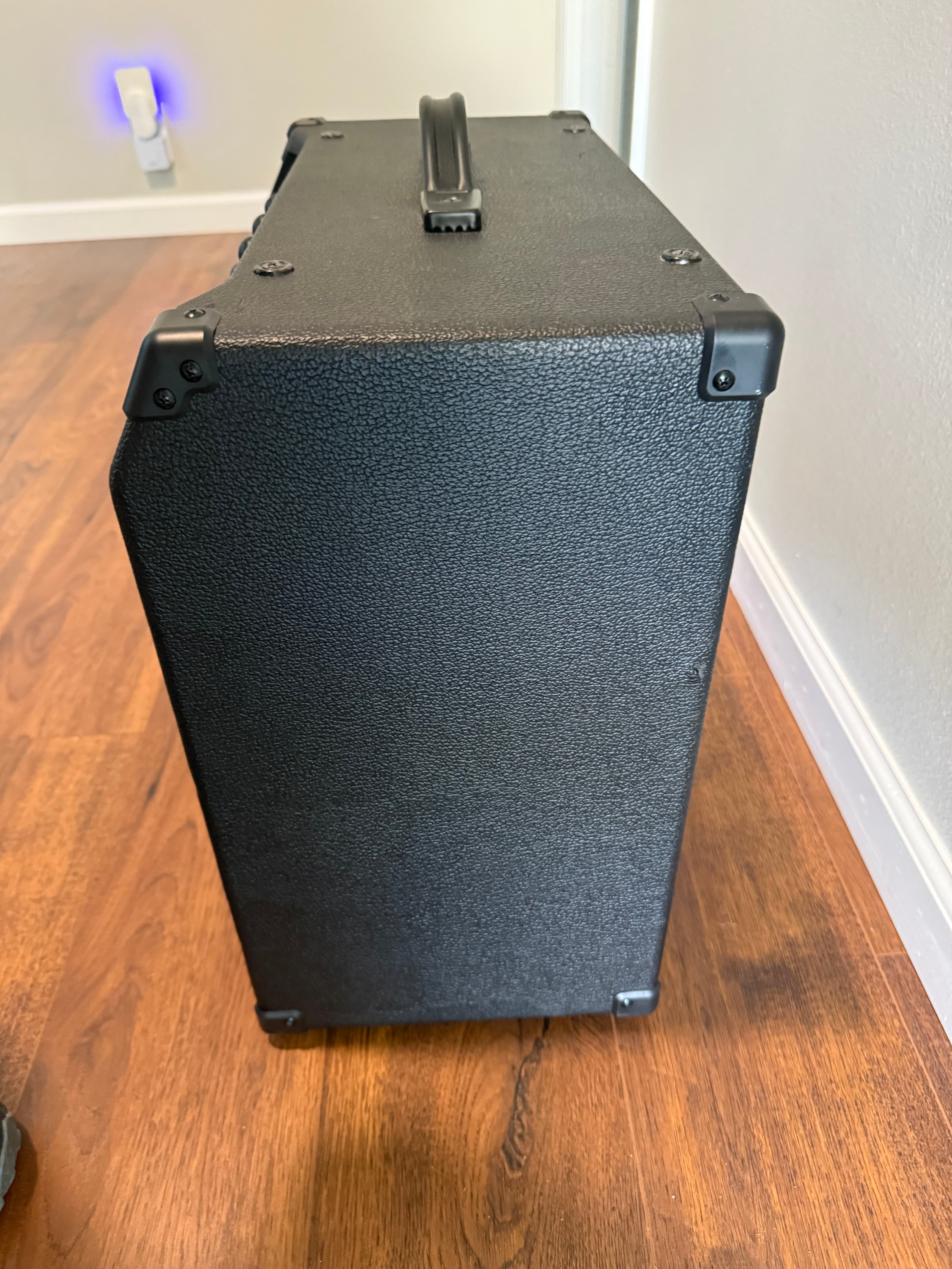 Used Peavey Vypyr VIP 2 40W combo amp with control knobs and speaker grille visible in the image.